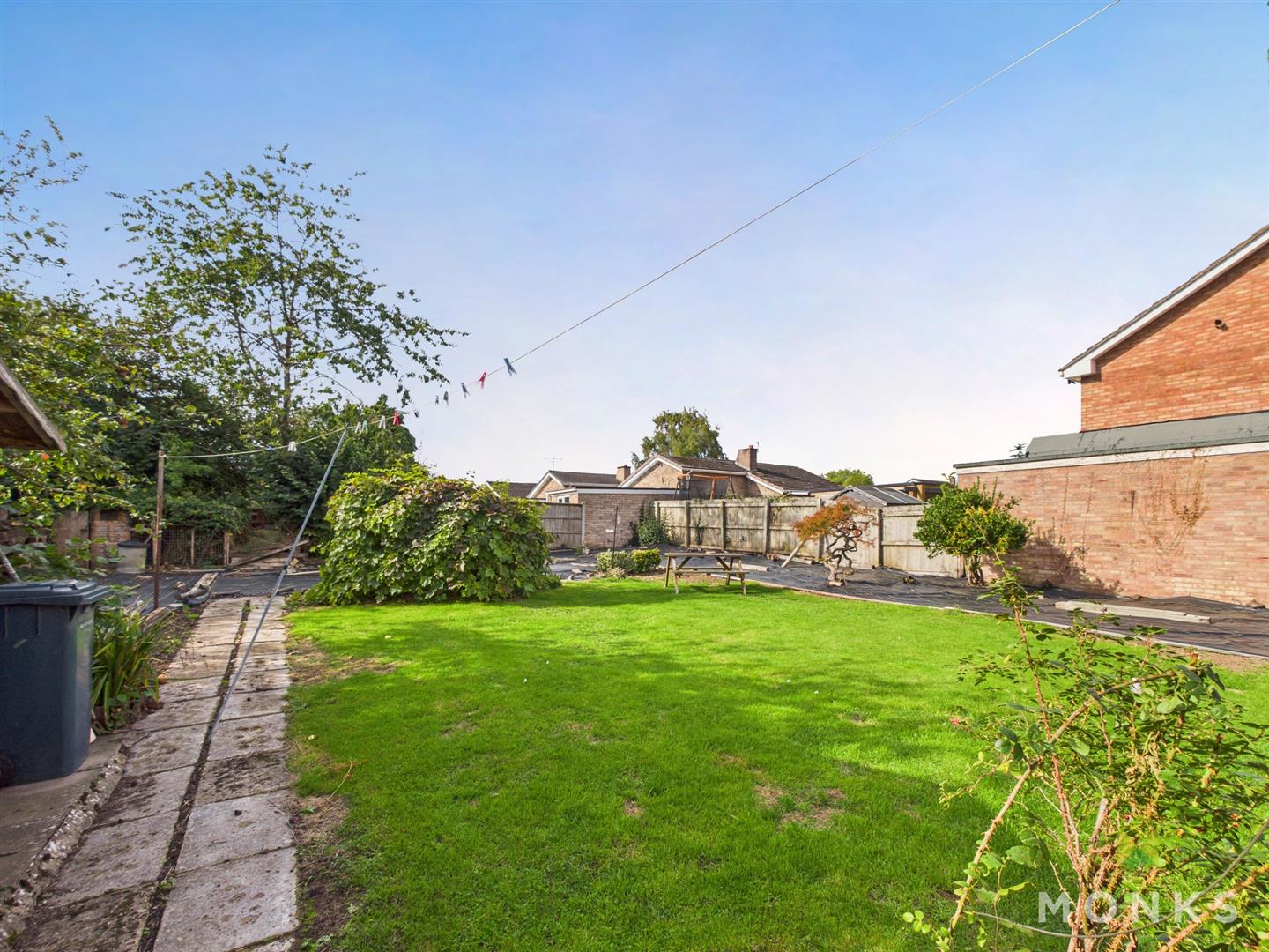 60 Portland Crescent, Shrewsbury, SY2 5NJ For Sale